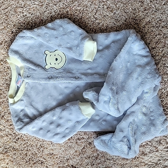 2/$20 Disney baby fuzzy sleeper - Picture 1 of 3